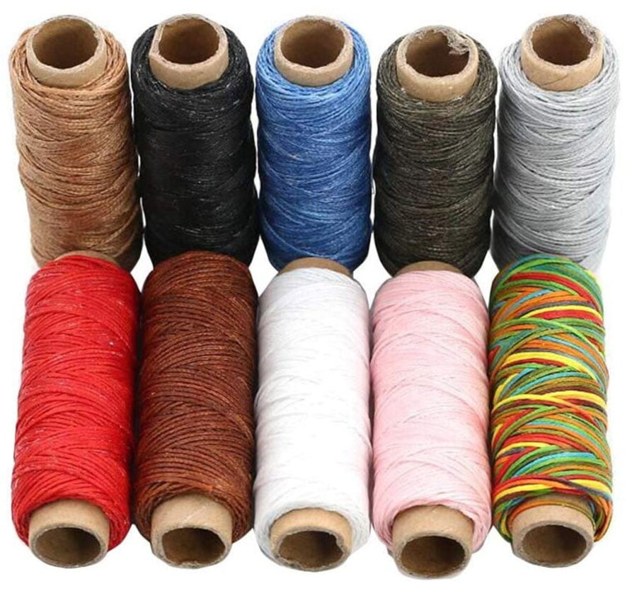Hilo encerado para coser cuero artesanal — más resistente que el hilo común, no se deshilacha